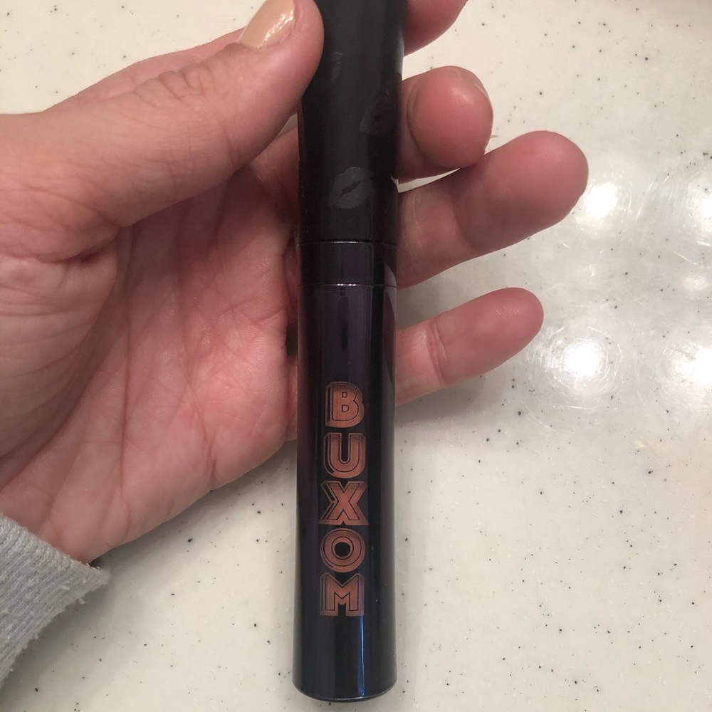 Honey do viva la plump buxom lip polish